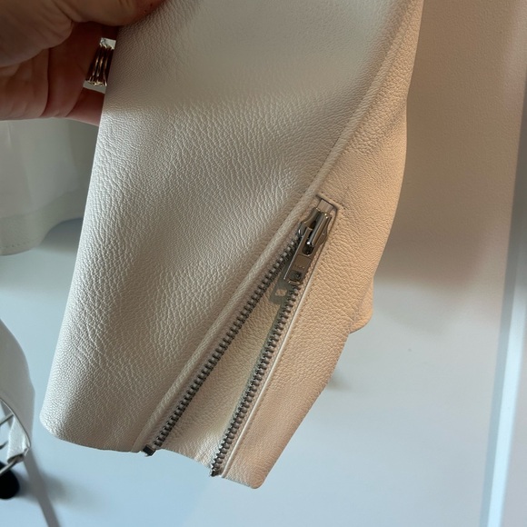 The Frankie Shop Aria Faux Leather Jacket - Picture 7 of 10